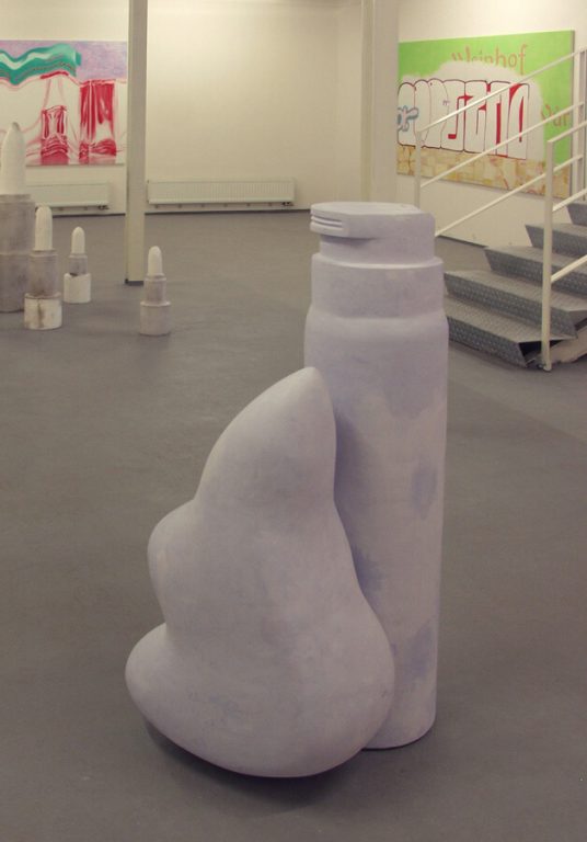 Pohled do výstavy (Sensi, 2003).